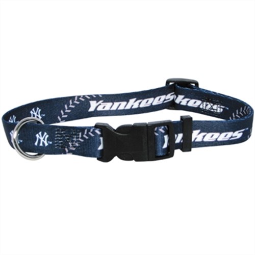 New York Yankees Pet Collar & Leash