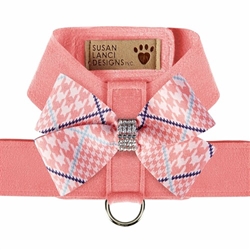 Peaches N Cream Glen Houndstooth Nouveau Bow Tinkie Harness on Peaches N Cream Roxy & Lulu, wooflink, susan lanci, dog clothes, small dog clothes, urban pup, pooch outfitters, dogo, hip doggie, doggie design, small dog dress, pet clotes, dog boutique. pet boutique, bloomingtails dog boutique, dog raincoat, dog rain coat, pet raincoat, dog shampoo, pet shampoo, dog bathrobe, pet bathrobe, dog carrier, small dog carrier, doggie couture, pet couture, dog football, dog toys, pet toys, dog clothes sale, pet clothes sale, shop local, pet store, dog store, dog chews, pet chews, worthy dog, dog bandana, pet bandana, dog halloween, pet halloween, dog holiday, pet holiday, dog teepee, custom dog clothes, pet pjs, dog pjs, pet pajamas, dog pajamas,dog sweater, pet sweater, dog hat, fabdog, fab dog, dog puffer coat, dog winter ja