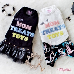 3 Things I Love by Wooflink Roxy & Lulu, wooflink, susan lanci, dog clothes, small dog clothes, urban pup, pooch outfitters, dogo, hip doggie, doggie design, small dog dress, pet clotes, dog boutique. pet boutique, bloomingtails dog boutique, dog raincoat, dog rain coat, pet raincoat, dog shampoo, pet shampoo, dog bathrobe, pet bathrobe, dog carrier, small dog carrier, doggie couture, pet couture, dog football, dog toys, pet toys, dog clothes sale, pet clothes sale, shop local, pet store, dog store, dog chews, pet chews, worthy dog, dog bandana, pet bandana, dog halloween, pet halloween, dog holiday, pet holiday, dog teepee, custom dog clothes, pet pjs, dog pjs, pet pajamas, dog pajamas,dog sweater, pet sweater, dog hat, fabdog, fab dog, dog puffer coat, dog winter ja