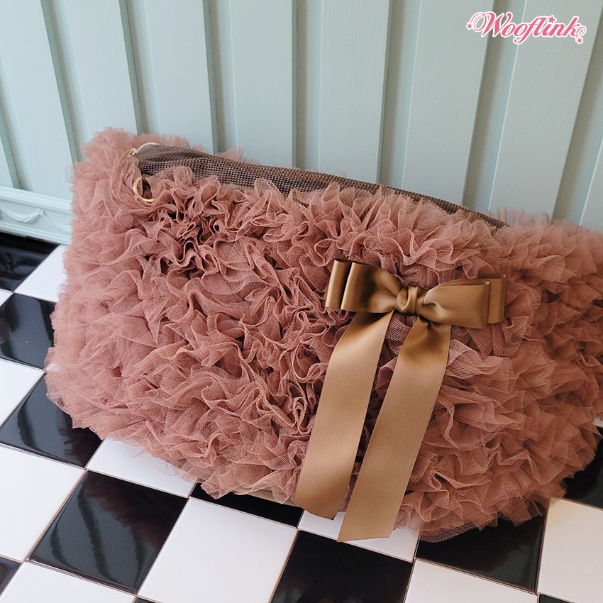 Hug Me Bag in Tulle by Wooflink dog carrier, hug me bag in tulle, tulle bag, pet carrier, ;pet, bag, wooflink carrier, wooflink bag, wooflink carrire, holy chic bag, dog carrier,pet carrier,petote, dogcarrier, petcarrier, bloomingtails dog boutique, small dog boutique,  pets, dogs, dog boutique, sale dog boutique, rolling dog carrier, dog bag, dog holder, airline approved, pet store, dog store, large dog clothes, pet clothes, doggie couture, new dog carrier, new dog sales, new pet sales, shop sale dogs, dog stores, shop local, clearance dog stuff, pet stuff