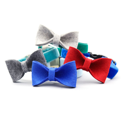 Wool Felt Dog Collar Bow Tie  Roxy & Lulu, wooflink, susan lanci, dog clothes, small dog clothes, urban pup, pooch outfitters, dogo, hip doggie, doggie design, small dog dress, pet clotes, dog boutique. pet boutique, bloomingtails dog boutique, dog raincoat, dog rain coat, pet raincoat, dog shampoo, pet shampoo, dog bathrobe, pet bathrobe, dog carrier, small dog carrier, doggie couture, pet couture, dog football, dog toys, pet toys, dog clothes sale, pet clothes sale, shop local, pet store, dog store, dog chews, pet chews, worthy dog, dog bandana, pet bandana, dog halloween, pet halloween, dog holiday, pet holiday, dog teepee, custom dog clothes, pet pjs, dog pjs, pet pajamas, dog pajamas,dog sweater, pet sweater, dog hat, fabdog, fab dog, dog puffer coat, dog winter ja