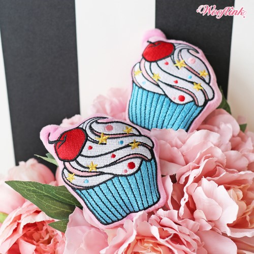 Cupcake Plush Toy by Wooflink Roxy & Lulu, wooflink, susan lanci, dog clothes, small dog clothes, urban pup, pooch outfitters, dogo, hip doggie, doggie design, small dog dress, pet clotes, dog boutique. pet boutique, bloomingtails dog boutique, dog raincoat, dog rain coat, pet raincoat, dog shampoo, pet shampoo, dog bathrobe, pet bathrobe, dog carrier, small dog carrier, doggie couture, pet couture, dog football, dog toys, pet toys, dog clothes sale, pet clothes sale, shop local, pet store, dog store, dog chews, pet chews, worthy dog, dog bandana, pet bandana, dog halloween, pet halloween, dog holiday, pet holiday, dog teepee, custom dog clothes, pet pjs, dog pjs, pet pajamas, dog pajamas,dog sweater, pet sweater, dog hat, fabdog, fab dog, dog puffer coat, dog winter ja