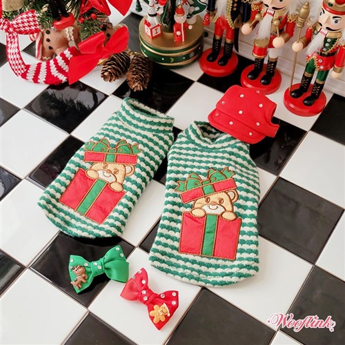 BB Gift Box Turtleneck by Wooflink 