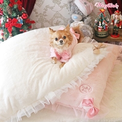 Hug Me Bed wooflink, susan lanci, dog clothes, small dog clothes, urban pup, pooch outfitters, dogo, hip doggie, doggie design, small dog dress, pet clotes, dog boutique. pet boutique, bloomingtails dog boutique, dog raincoat, dog rain coat, pet raincoat, dog shampoo, pet shampoo, dog bathrobe, pet bathrobe, dog carrier, small dog carrier, doggie couture, pet couture, dog football, dog toys, pet toys, dog clothes sale, pet clothes sale, shop local, pet store, dog store, dog chews, pet chews, worthy dog, dog bandana, pet bandana, dog halloween, pet halloween, dog holiday, pet holiday, dog teepee, custom dog clothes, pet pjs, dog pjs, pet pajamas, dog pajamas,dog sweater, pet sweater, dog hat, fabdog, fab dog, dog puffer coat, dog winter jacket, dog col