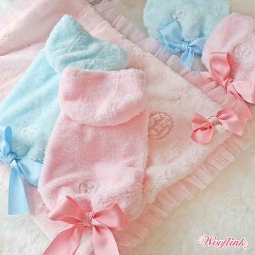 Hug Me Hoodie wooflink, susan lanci, dog clothes, small dog clothes, urban pup, pooch outfitters, dogo, hip doggie, doggie design, small dog dress, pet clotes, dog boutique. pet boutique, bloomingtails dog boutique, dog raincoat, dog rain coat, pet raincoat, dog shampoo, pet shampoo, dog bathrobe, pet bathrobe, dog carrier, small dog carrier, doggie couture, pet couture, dog football, dog toys, pet toys, dog clothes sale, pet clothes sale, shop local, pet store, dog store, dog chews, pet chews, worthy dog, dog bandana, pet bandana, dog halloween, pet halloween, dog holiday, pet holiday, dog teepee, custom dog clothes, pet pjs, dog pjs, pet pajamas, dog pajamas,dog sweater, pet sweater, dog hat, fabdog, fab dog, dog puffer coat, dog winter jacket, dog col