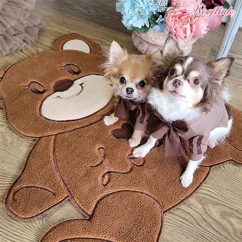 BB Playmat by Wooflink Roxy & Lulu, wooflink, susan lanci, dog clothes, small dog clothes, urban pup, pooch outfitters, dogo, hip doggie, doggie design, small dog dress, pet clotes, dog boutique. pet boutique, bloomingtails dog boutique, dog raincoat, dog rain coat, pet raincoat, dog shampoo, pet shampoo, dog bathrobe, pet bathrobe, dog carrier, small dog carrier, doggie couture, pet couture, dog football, dog toys, pet toys, dog clothes sale, pet clothes sale, shop local, pet store, dog store, dog chews, pet chews, worthy dog, dog bandana, pet bandana, dog halloween, pet halloween, dog holiday, pet holiday, dog teepee, custom dog clothes, pet pjs, dog pjs, pet pajamas, dog pajamas,dog sweater, pet sweater, dog hat, fabdog, fab dog, dog puffer coat, dog winter ja