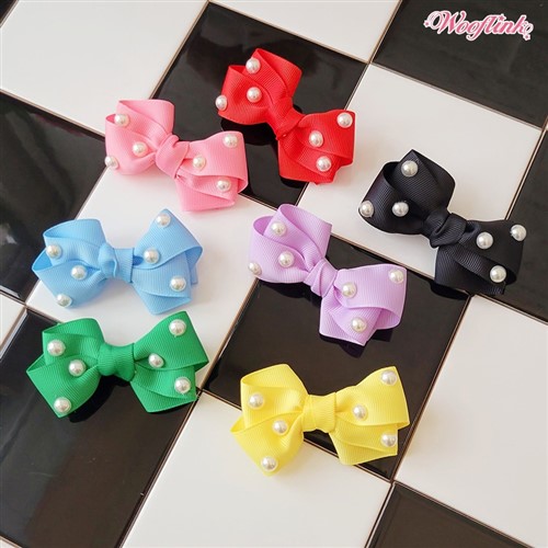Hey Gorgeous Bow by Wooflink hair bow, hey gorgeous bow, wooflink, dog hair bow, pet hair bow, petote, dogcarrier, petcarrier, bloomingtails dog boutique, small dog boutique,  pets, dogs, dog boutique, sale dog boutique, rolling dog carrier, dog bag, dog holder, airline approved, pet store, dog store, large dog clothes, pet clothes, doggie couture, new dog carrier, new dog sales, new pet sales, shop sale dogs, dog stores, shop local, clearance dog stuff, pet stuff